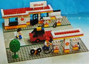 Lego Shell Service Station