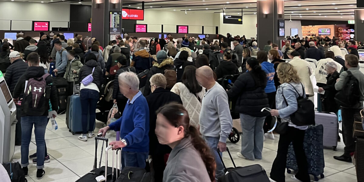 Crowds in the terminal at Melbourne Airport